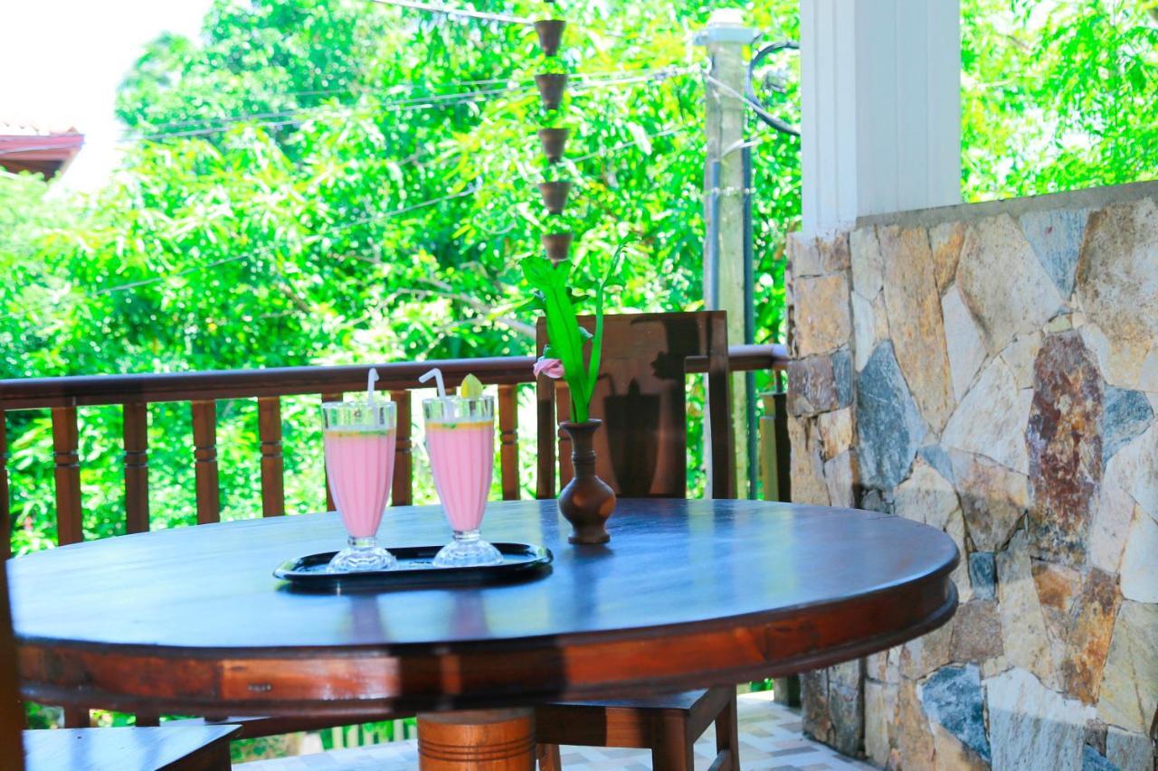 Residence Chanty Hikkaduwa Exterior foto